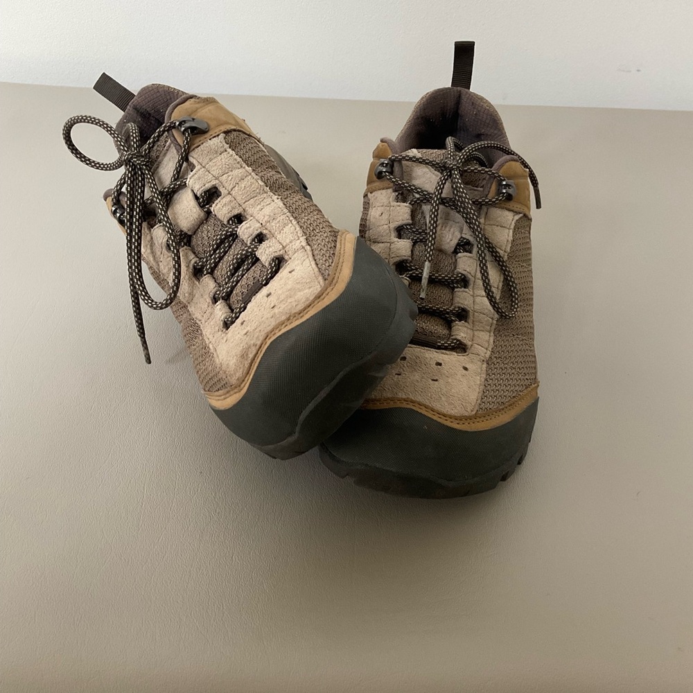 Teva Men’s Hiking Shoes - Picture 3 of 7